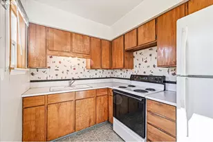 7404 NE Hassalo St, Portland, OR 97213 - Photo 15