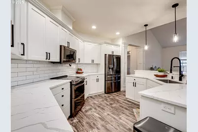 20800 Yosemite St, Aurora, OR 97002 - Photo 11