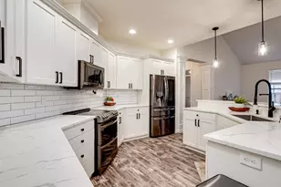 20800 Yosemite St, Aurora, OR 97002 - Photo 11