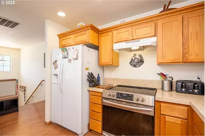 765 Joel Palmer Way, Dayton, OR 97114 - Photo 23