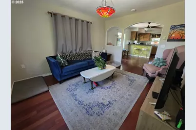 124 NW 18th Ave, Camas, WA 98607 - Photo 5