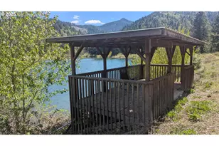 2999 Speaker Rd, Wolf Creek, OR 97497 - Photo 9