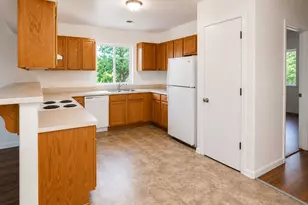 4724 NE 101st Ave, Portland, OR 97220 - Photo 11