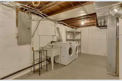 5824 N Syracuse St, Portland, OR 97203 - Photo 23