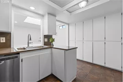 11122 NE Wygant St, Portland, OR 97220 - Photo 11