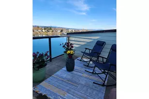 905 N Harbour Dr, Portland, OR 97217 - Photo 33