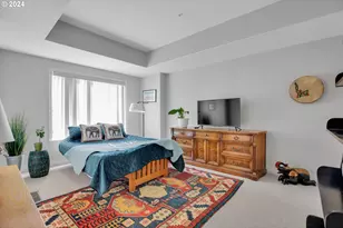 905 N Harbour Dr, Portland, OR 97217 - Photo 25