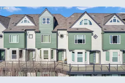 905 N Harbour Dr #6, Portland, OR 97217 - Photo 1