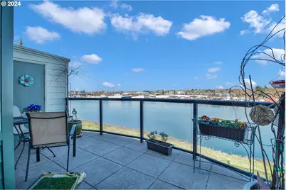 905 N Harbour Dr #6, Portland, OR 97217 - Photo 13