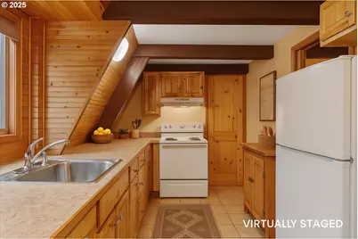 10282 Field Crest Dr, Birkenfeld, OR 97016 - Photo 5