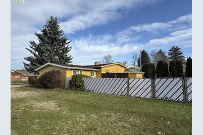 702 Elm Dr, Goldendale, WA 98620 - Photo 3