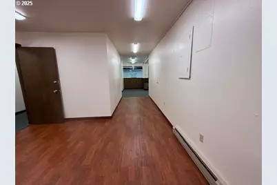 1576 12th St, Florence, OR 97439 - Photo 19