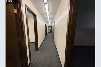 1576 12th St, Florence, OR 97439 - Photo 9