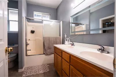 4120 45th Ave NE, Salem, OR 97305 - Photo 23