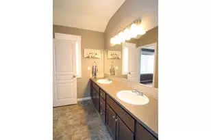 15560 SW Ivory St, Beaverton, OR 97007 - Photo 19