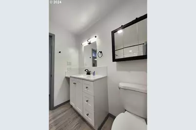 504 Silver Ave, Drain, OR 97435 - Photo 15