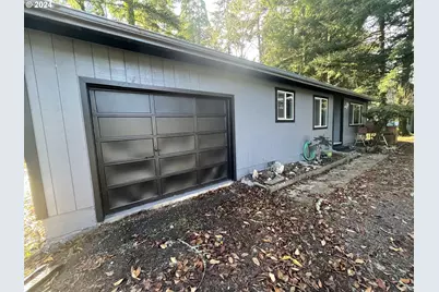 504 Silver Ave, Drain, OR 97435 - Photo 27