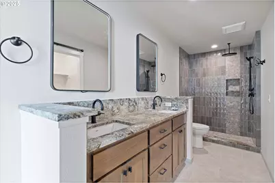 819 SW 13th St #2, Newport, OR 97365 - Photo 21