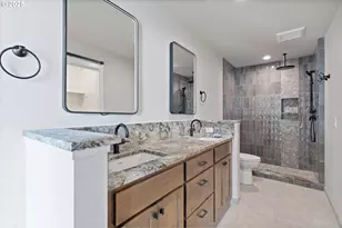 819 Southwest 13th Street, Newport, OR 97365 - Photo 21