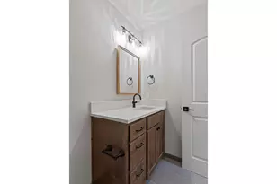 819 Southwest 13th Street, Newport, OR 97365 - Photo 15