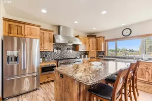 6150 NW Kingwood Ave, Redmond, OR 97756 - Photo 9