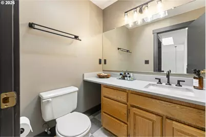 4340 SW Vacuna St, Portland, OR 97219 - Photo 25