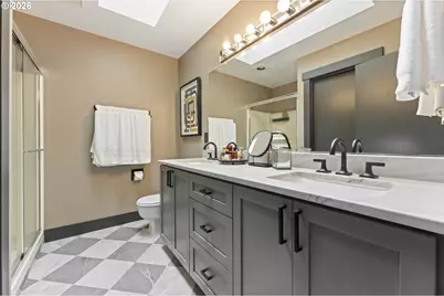 4340 SW Vacuna St, Portland, OR 97219 - Photo 21