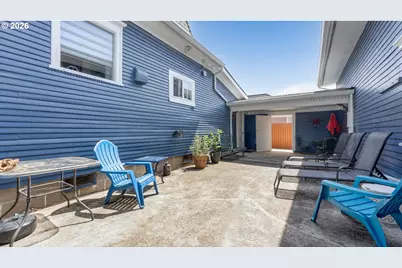 2206 Marion St, North Bend, OR 97459 - Photo 39