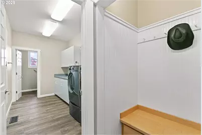 8303 NE 164th St, Vancouver, WA 98662 - Photo 11