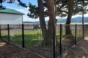 160 Spring St, Gardiner, OR 97441 - Photo 15