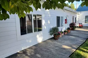 160 Spring St, Gardiner, OR 97441 - Photo 7