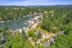 762 Maple St, Lake Oswego, OR 97034 - Photo 45