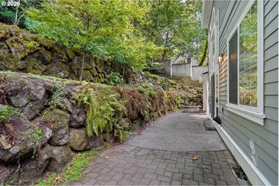 762 Maple St, Lake Oswego, OR 97034 - Photo 39