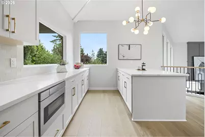 1410 Woodland Ter, Lake Oswego, OR 97034 - Photo 11