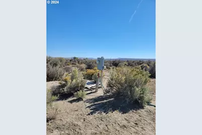 88160 Fairview Ln, Christmas Valley, OR 97641 - Photo 33