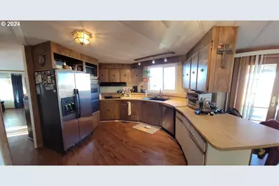 88160 Fairview Ln, Christmas Valley, OR 97641 - Photo 5