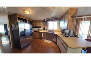 88160 Fairview Ln, Christmas Valley, OR 97641 - Photo 5