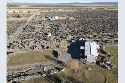 88160 Fairview Ln, Christmas Valley, OR 97641 - Photo 41