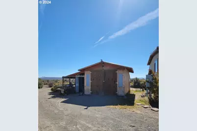 88160 Fairview Ln, Christmas Valley, OR 97641 - Photo 35