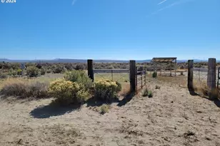 88160 Fairview Ln, Christmas Valley, OR 97641 - Photo 31