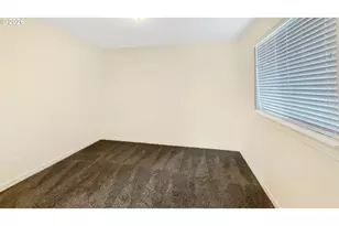 3011 NW Dogwood Ave, Redmond, OR 97756 - Photo 9