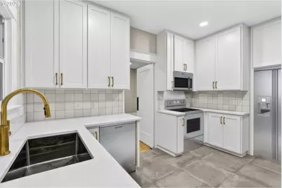 5465 SW Scholls Ferry Rd, Portland, OR 97225 - Photo 17