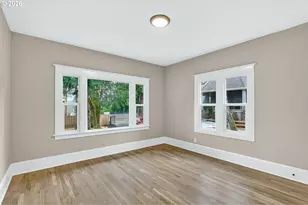 5465 SW Scholls Ferry Rd, Portland, OR 97225 - Photo 25