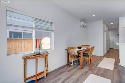 2721 S Magnolia Dr, Cornelius, OR 97113 - Photo 11