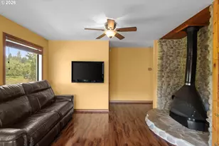 3915 Massee Grade Rd, Hood River, OR 97031 - Photo 11