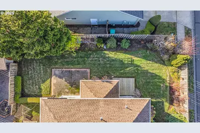 2593 NE Beech Ave, Gresham, OR 97030 - Photo 45