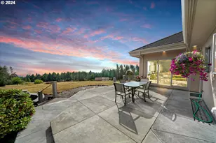 18200 NE Sunrise Peaks Ln, Hillsboro, OR 97123 - Photo 7