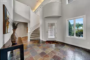 18200 NE Sunrise Peaks Ln, Hillsboro, OR 97123 - Photo 9