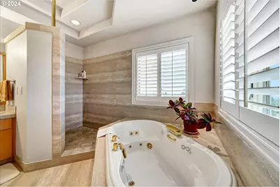 18200 NE Sunrise Peaks Ln, Hillsboro, OR 97123 - Photo 25
