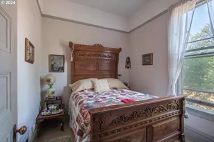 608 W 6th St, The Dalles, OR 97058 - Photo 15